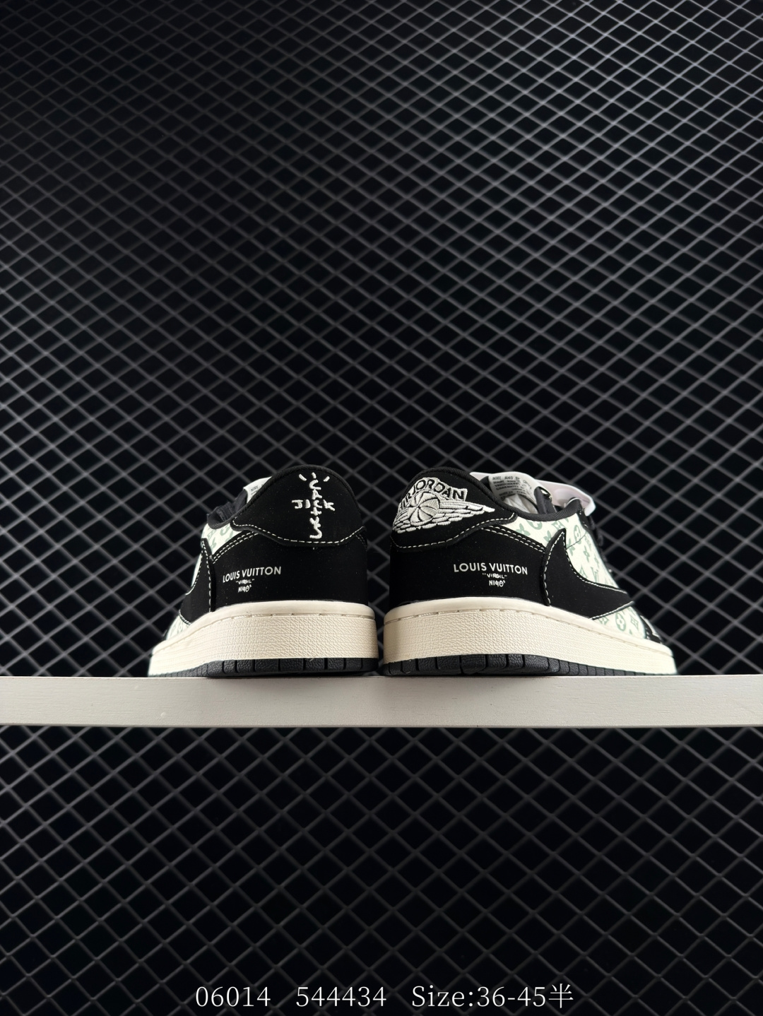 Nike Air Jordan 1 x Travis Scott AJ1